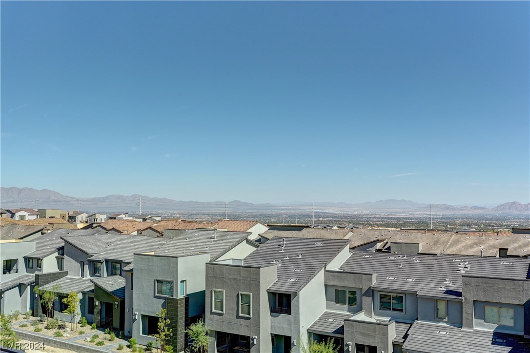 460 Pear Lake Street