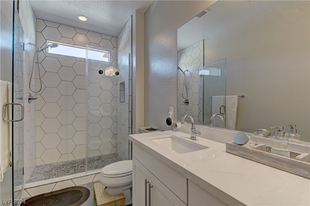 460 Pear Lake Street