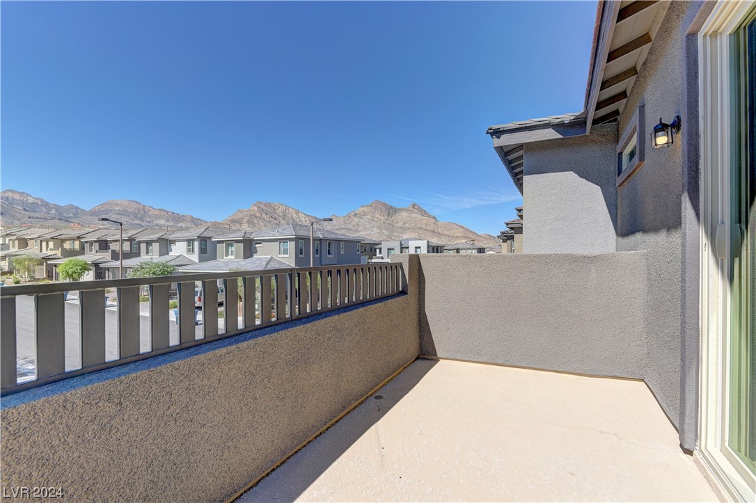 460 Pear Lake Street