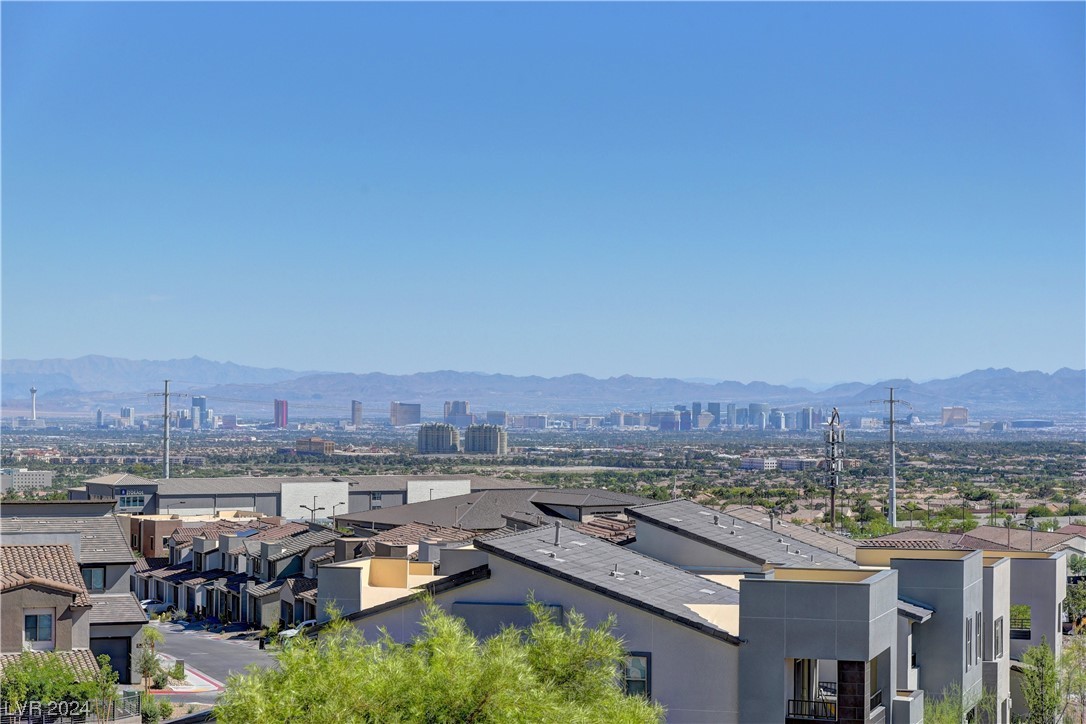 460 Pear Lake Street