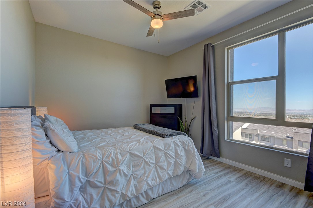 460 Pear Lake Street