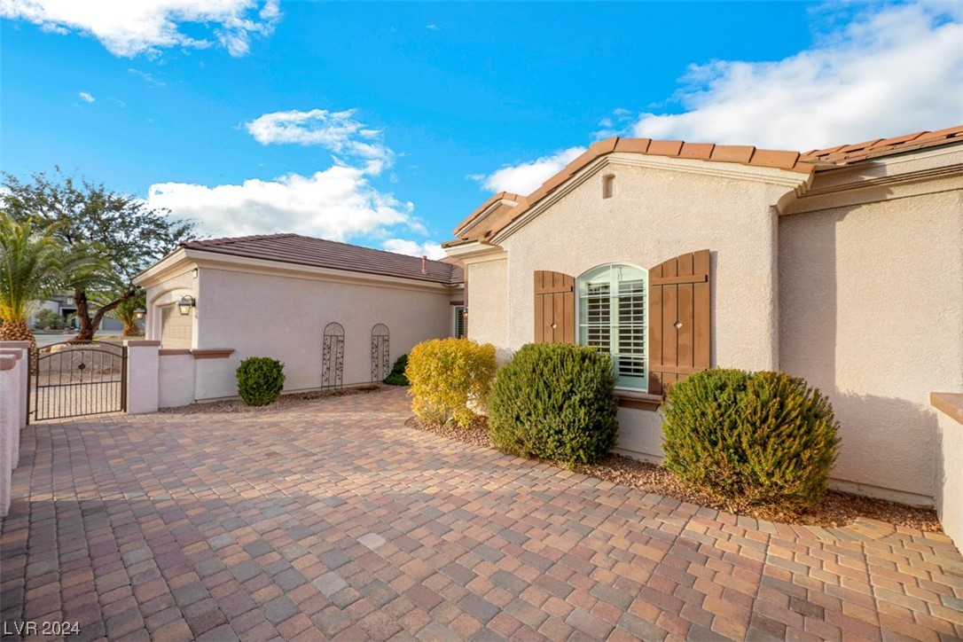 2224 Suffron Hills Court