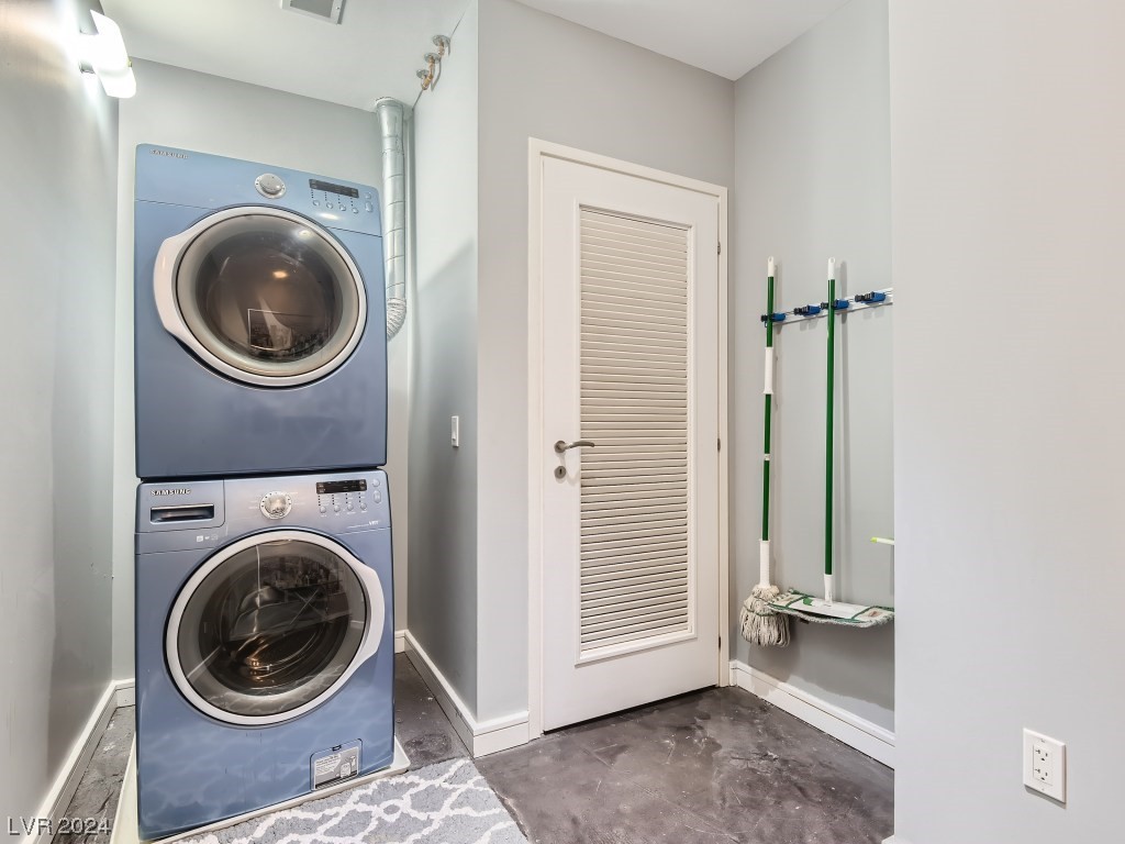 200 Hoover Avenue 1111