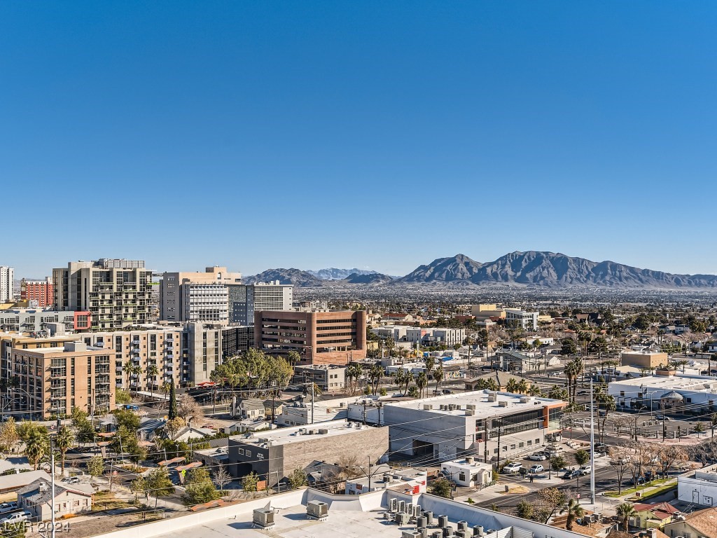 200 Hoover Avenue 1111