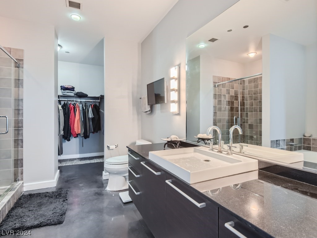 200 Hoover Avenue 1111