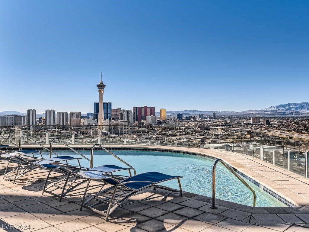 200 Hoover Avenue 1111