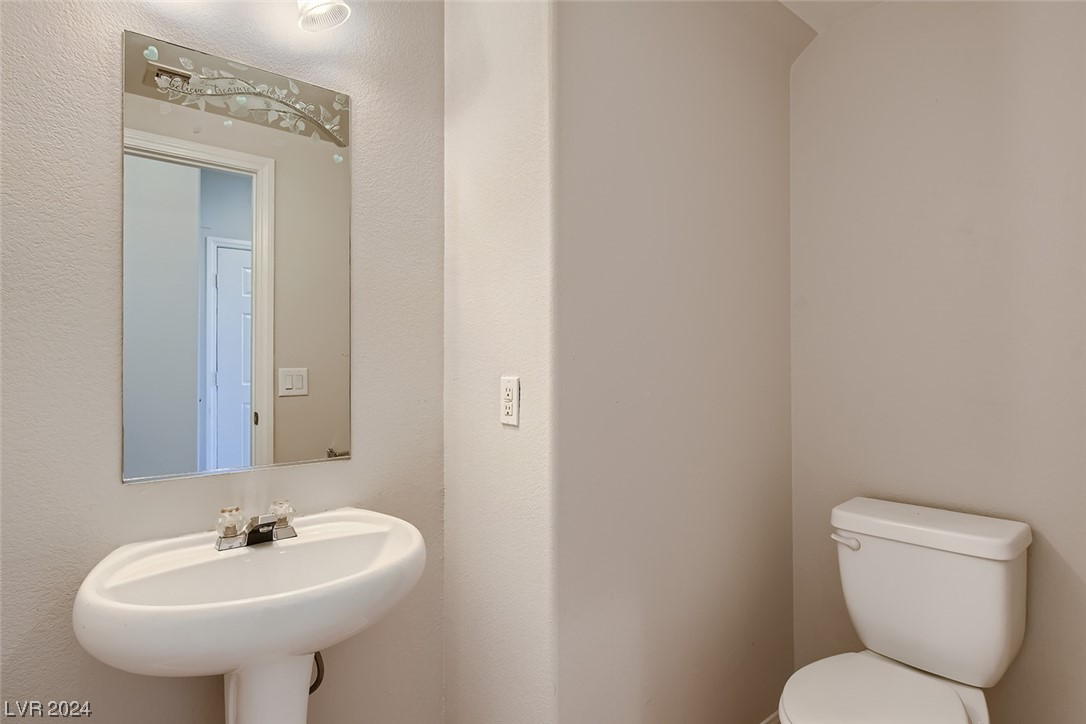 5276 Vine Hill Court