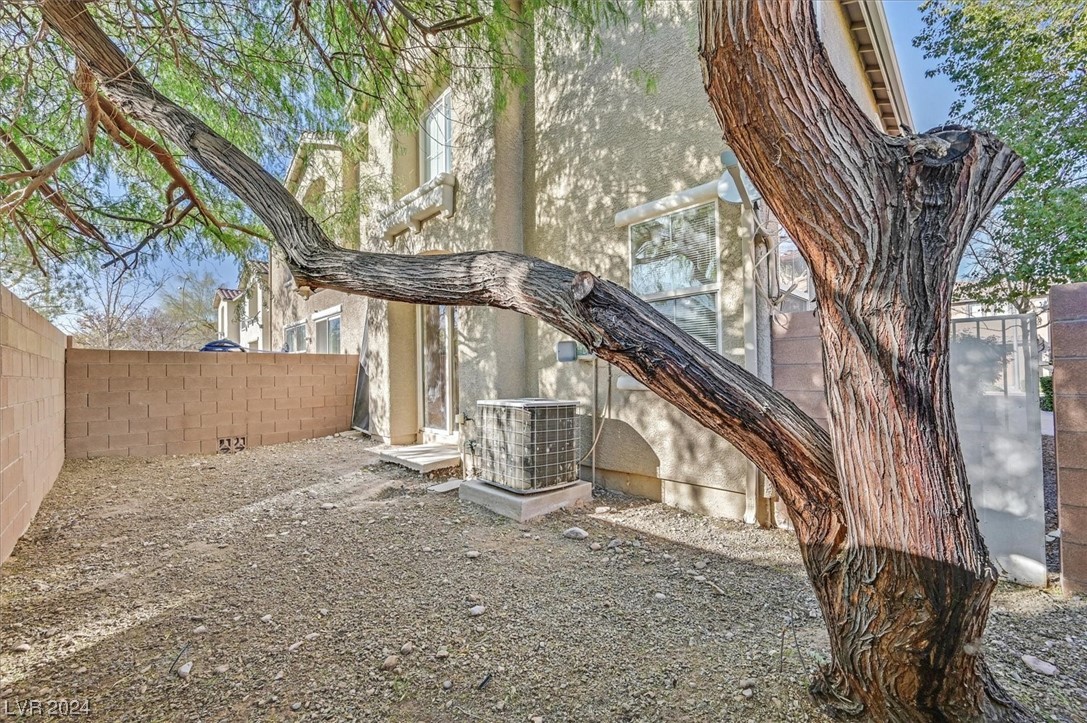 6250 West Arby Avenue 105