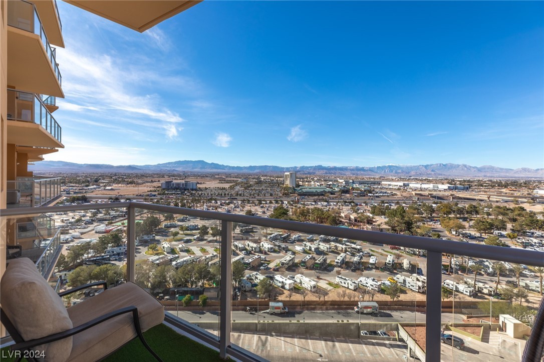 8255 Las Vegas Boulevard 1512