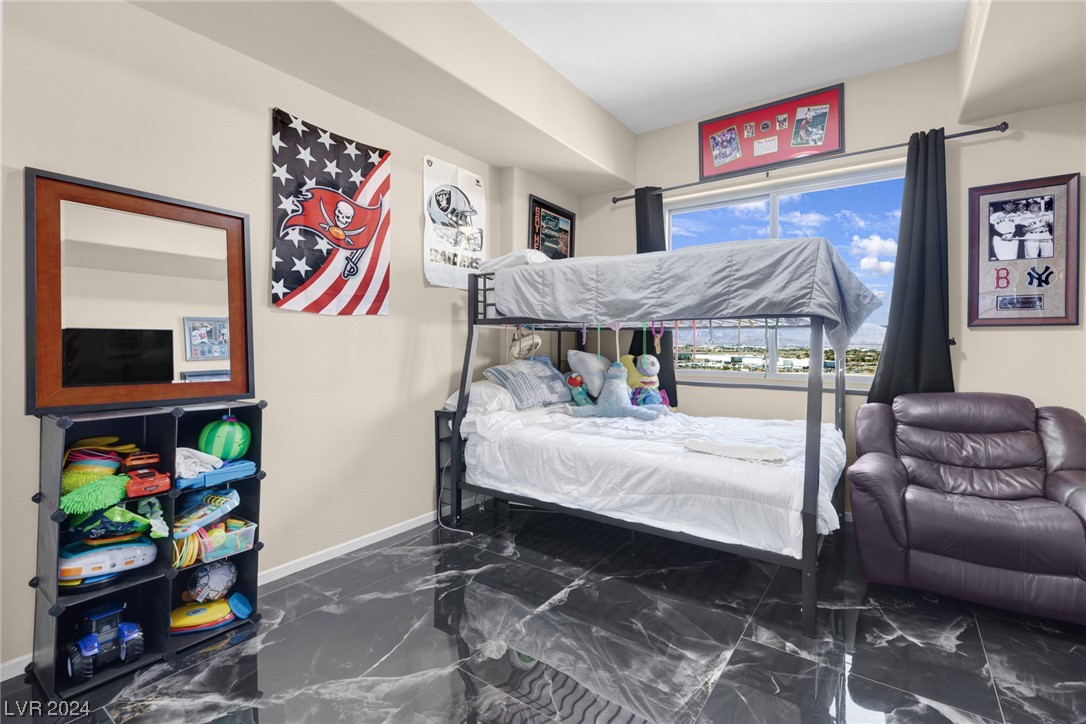 8255 Las Vegas Boulevard 1512