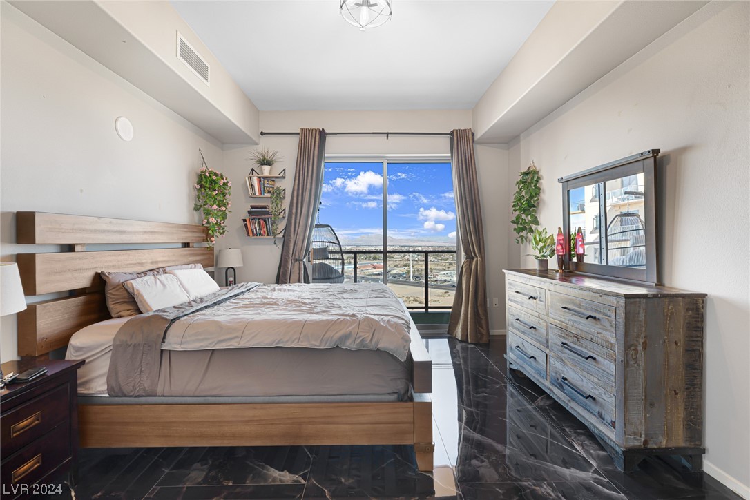 8255 Las Vegas Boulevard 1512