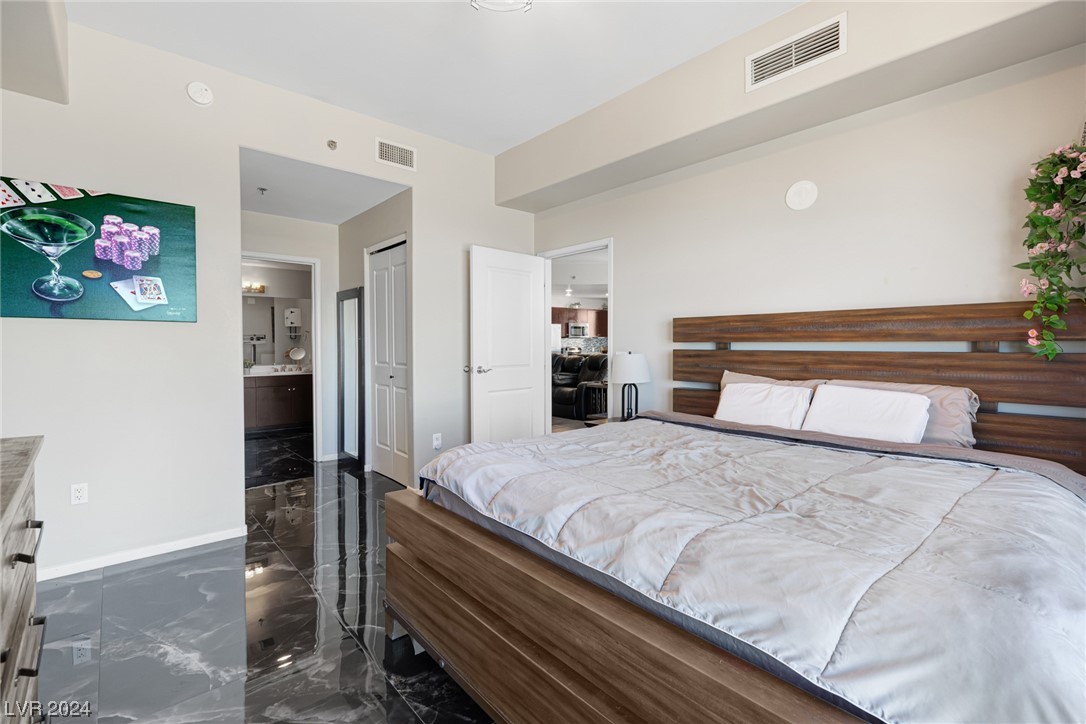 8255 Las Vegas Boulevard 1512