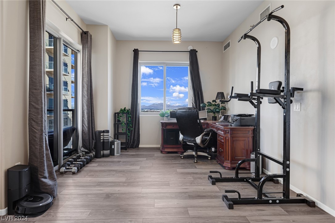 8255 Las Vegas Boulevard 1512