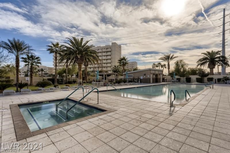 8255 Las Vegas Boulevard 1512