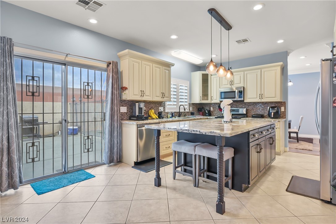 6200 Peggotty Avenue