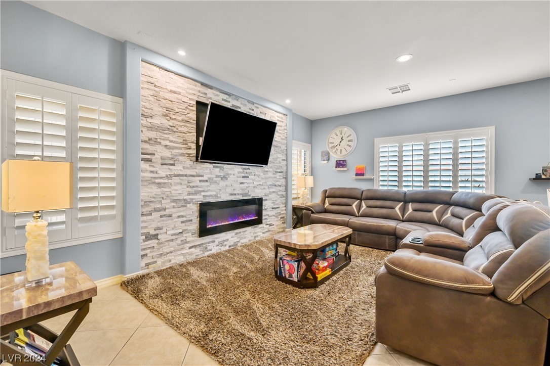 6200 Peggotty Avenue