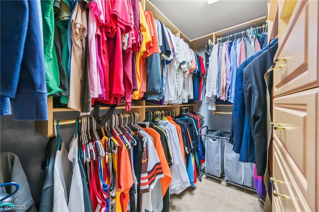 6200 Peggotty Avenue