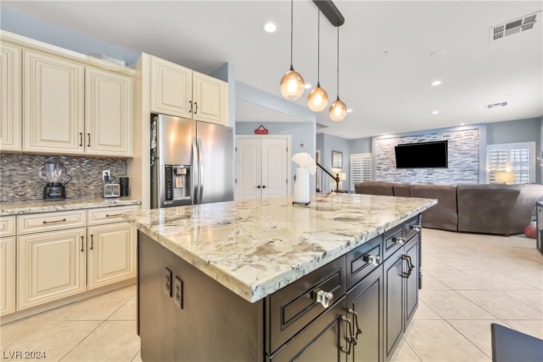 6200 Peggotty Avenue