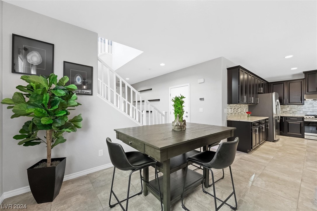 6037 Dover Palace Street