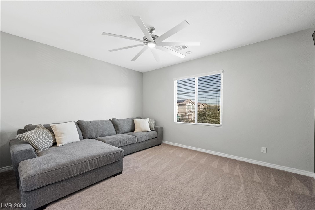 6037 Dover Palace Street