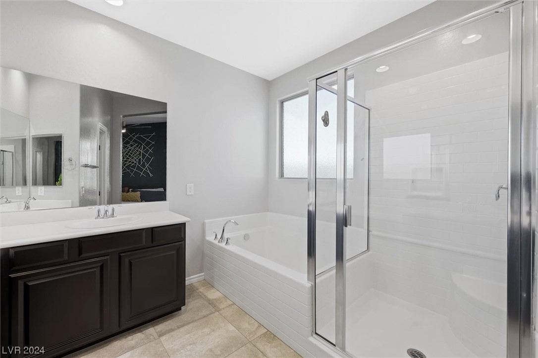 6037 Dover Palace Street