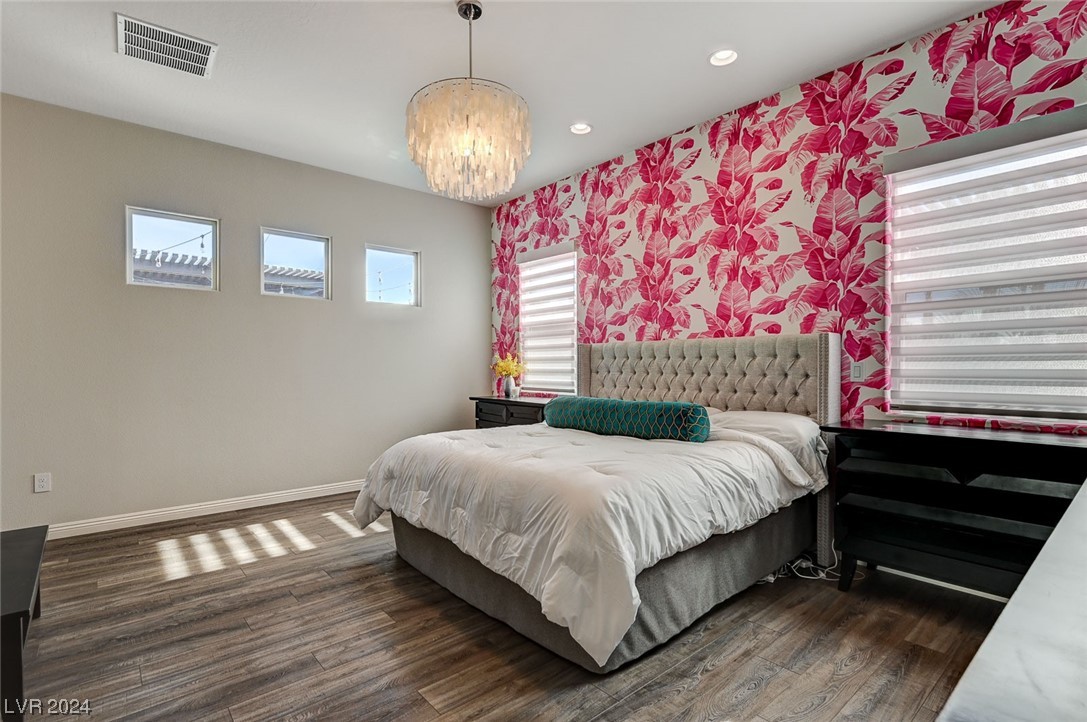 7083 Falabella Ridge Avenue