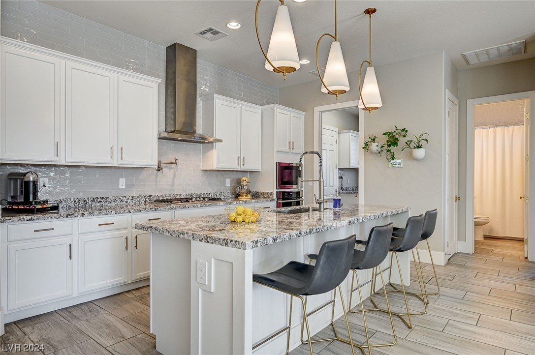 7083 Falabella Ridge Avenue