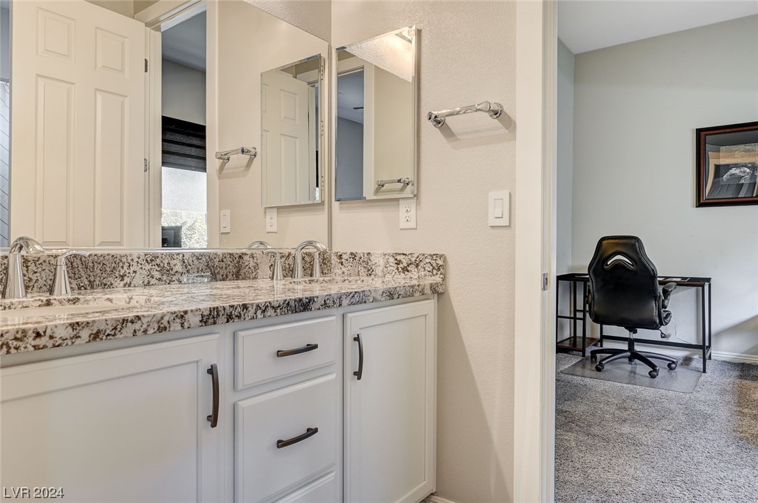 7083 Falabella Ridge Avenue