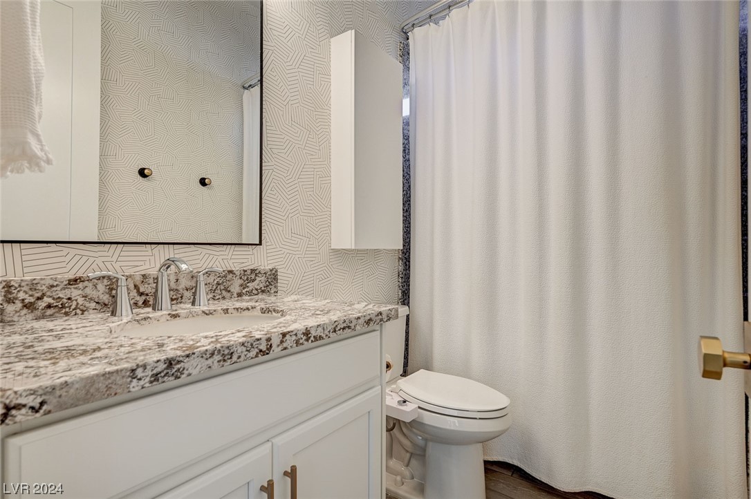 7083 Falabella Ridge Avenue