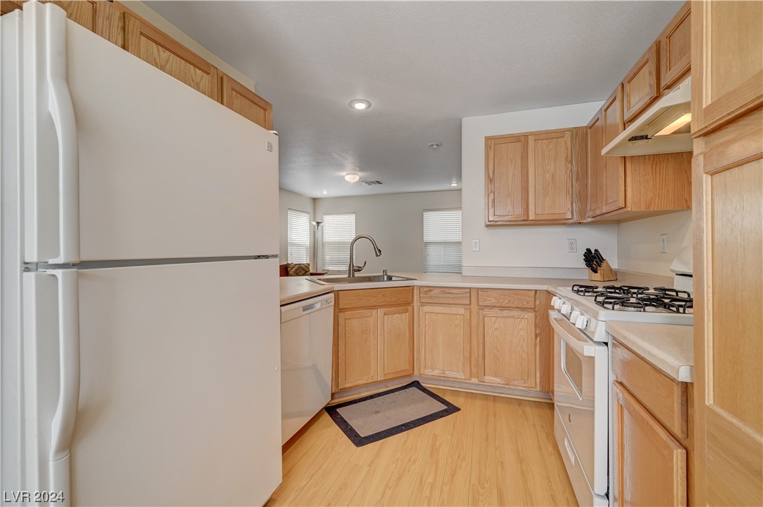 9076 McGinnis Avenue