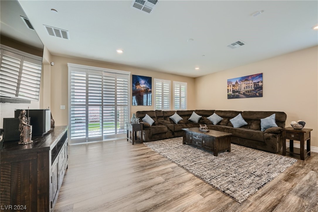 2919 Ventana Ridge Avenue