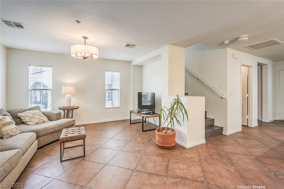 2068 Waterlily View Street