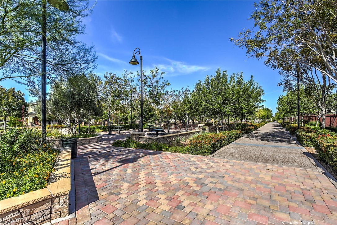 2068 Waterlily View Street