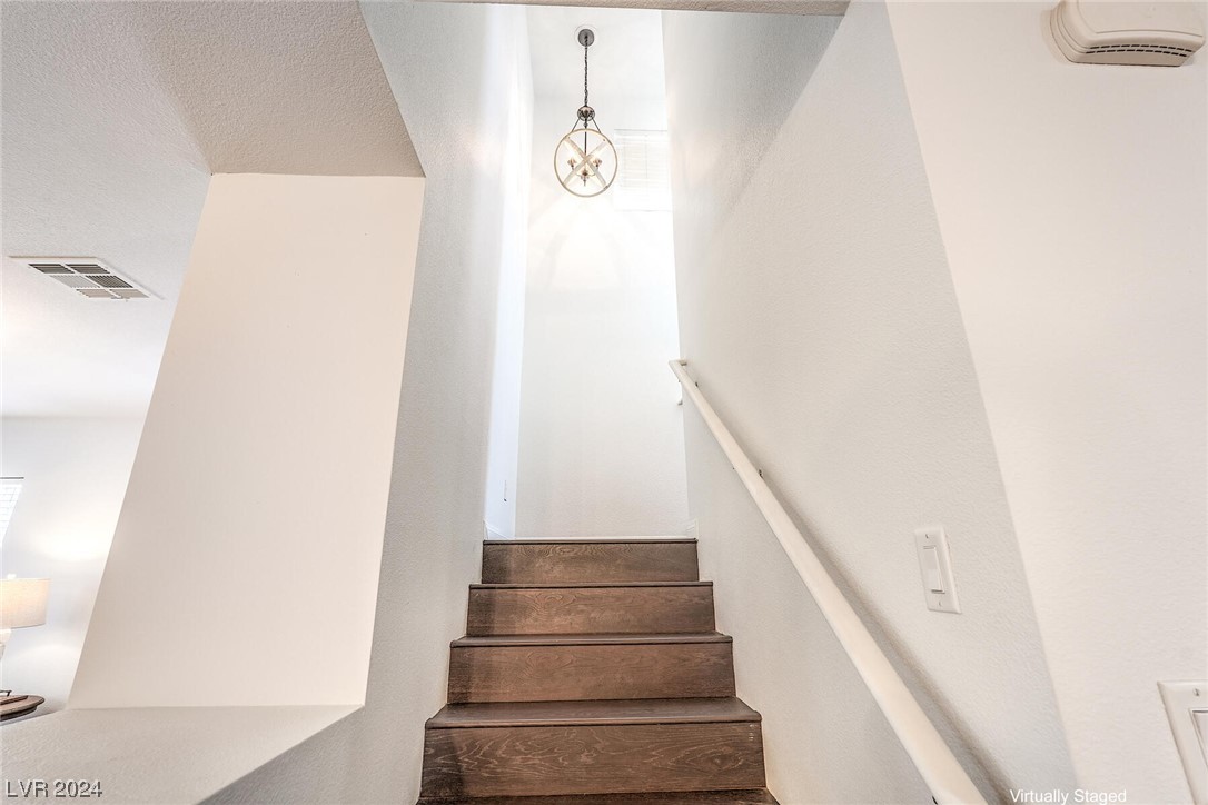 2068 Waterlily View Street