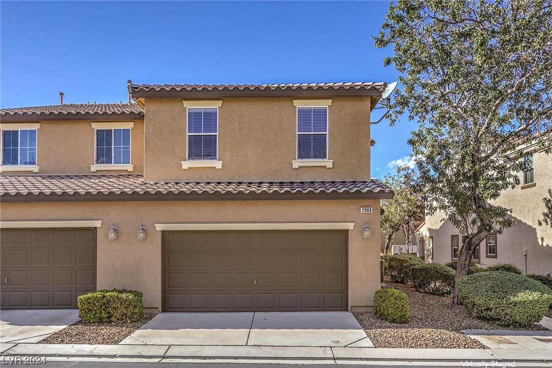 2068 Waterlily View Street