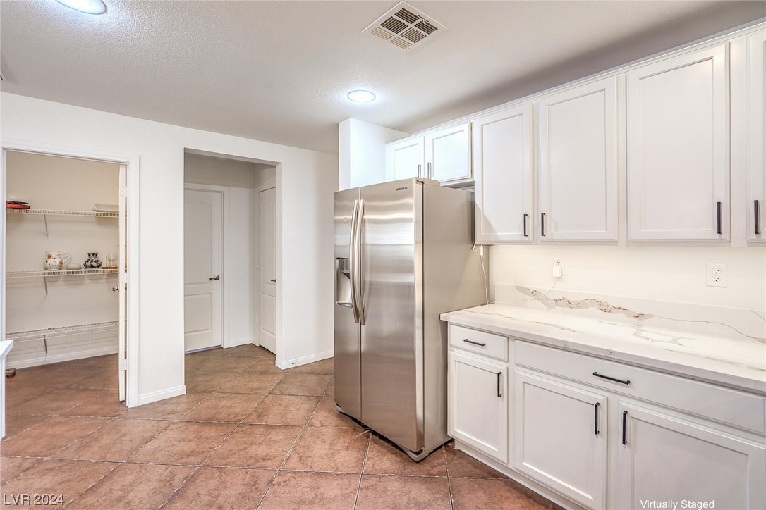 2068 Waterlily View Street
