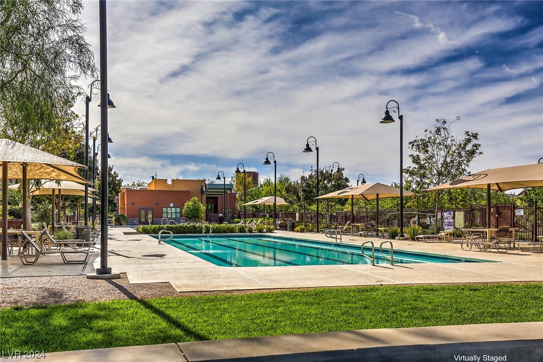2068 Waterlily View Street