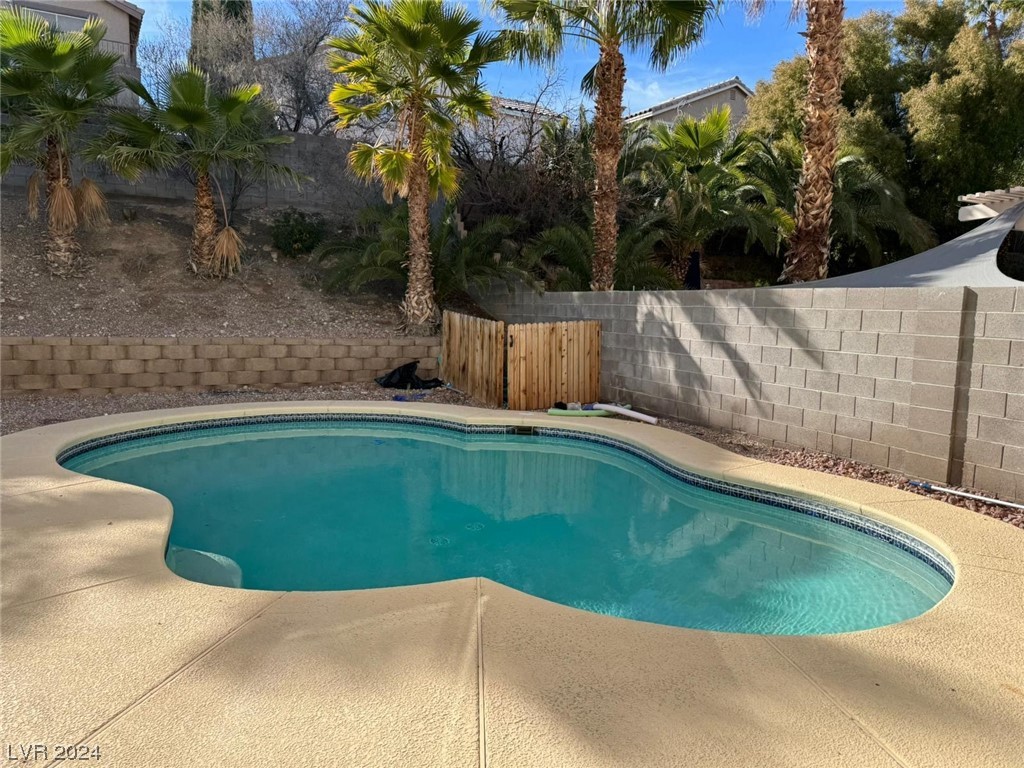 2157 Crestline Falls Place