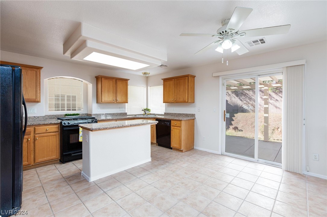 7557 Spindrift Tide CT Court