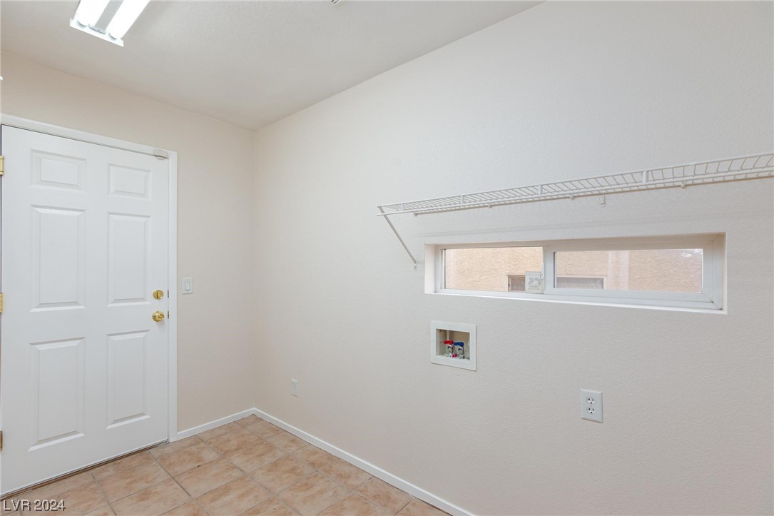 7557 Spindrift Tide CT Court
