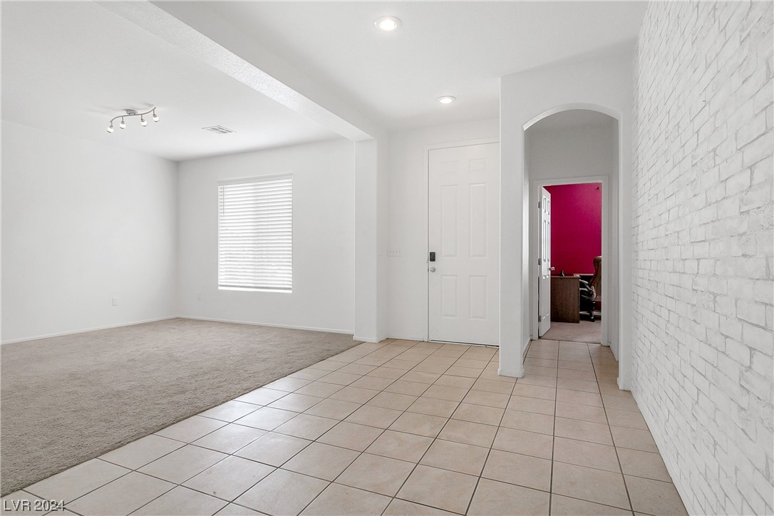 5331 Kadena Garden Court
