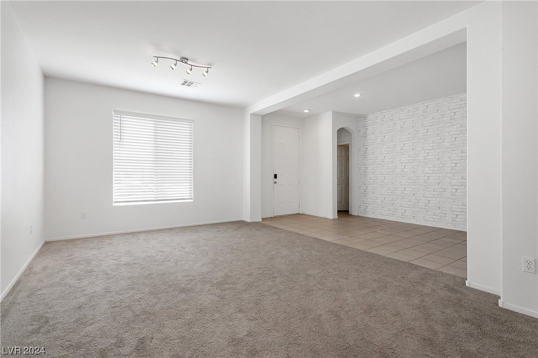 5331 Kadena Garden Court