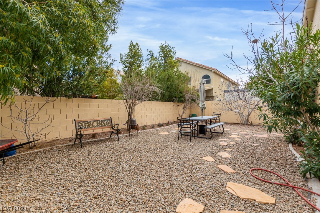 5744 Royal Castle Lane