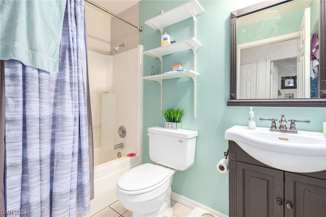 5744 Royal Castle Lane