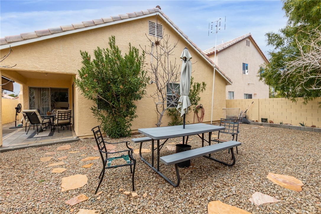 5744 Royal Castle Lane