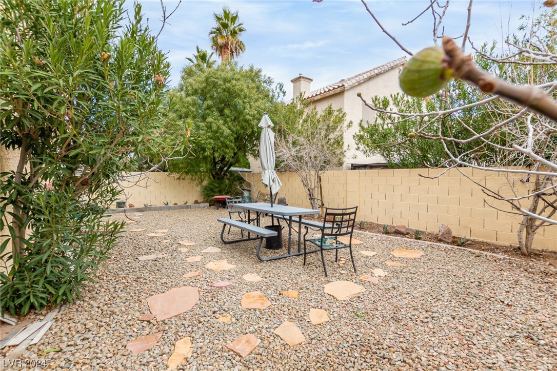 5744 Royal Castle Lane