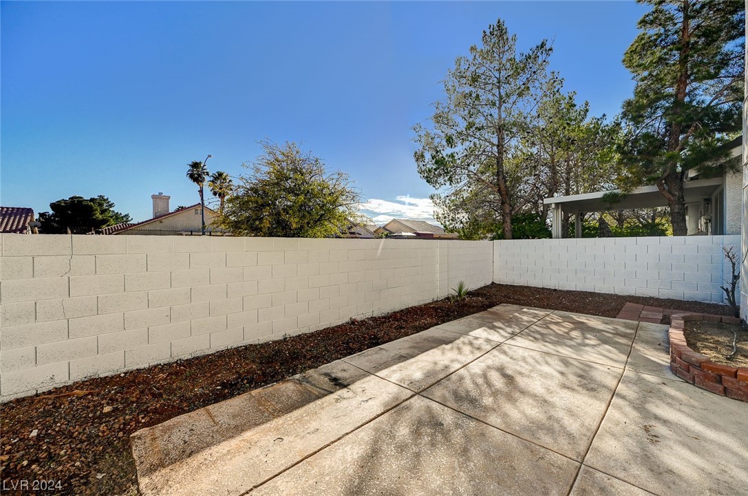 6643 Maddies Way