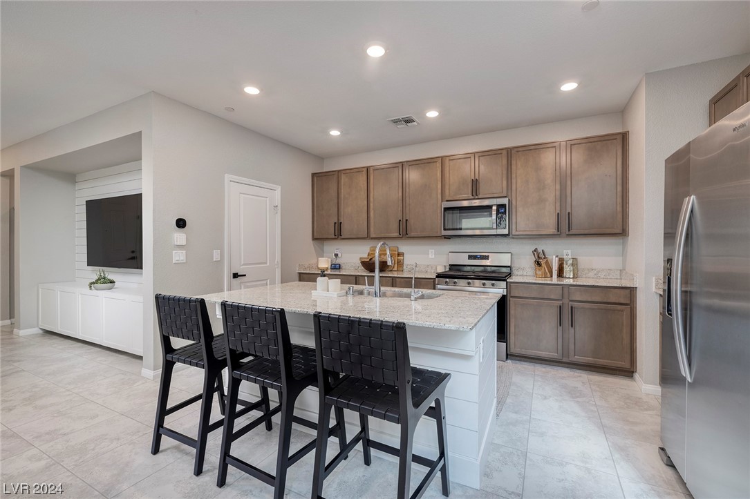 2506 Valdanos Place