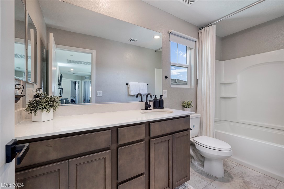 2506 Valdanos Place