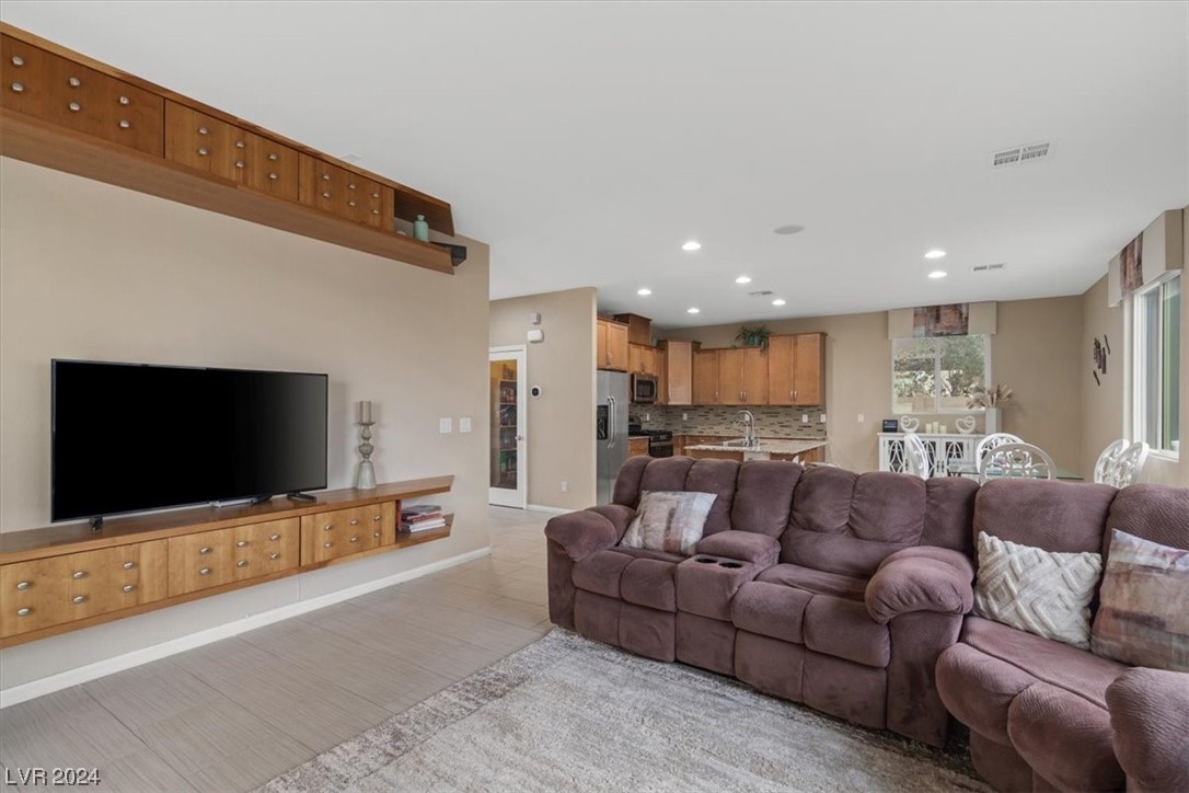 135 Chastain Park Drive